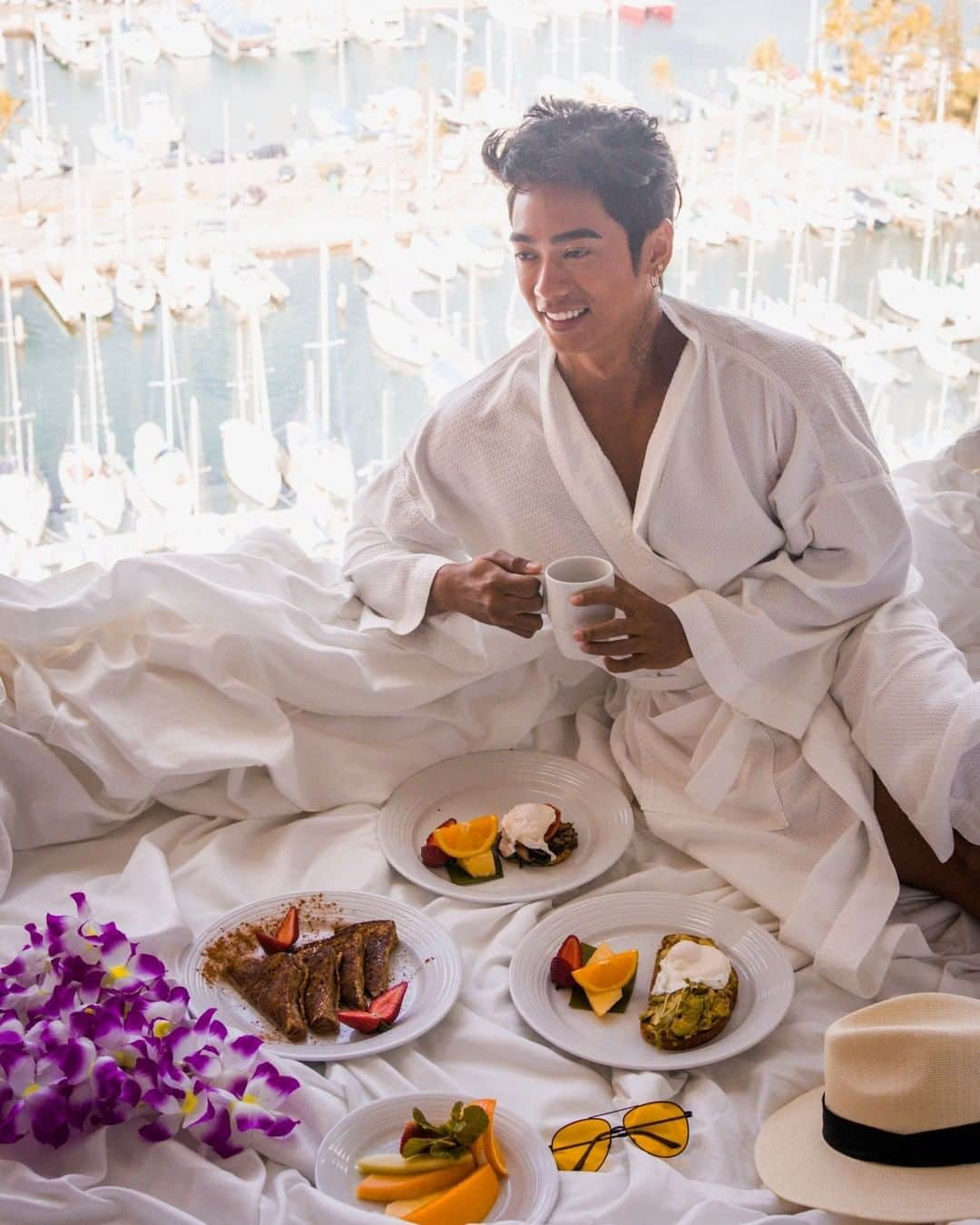 Prince Waikikiさんのインスタグラム写真 - (Prince WaikikiInstagram)「How we envision our Saturday morning to look like tomorrow! 🥐🍳 | Photo @heyrenzp」7月13日 9時29分 - princewaikiki