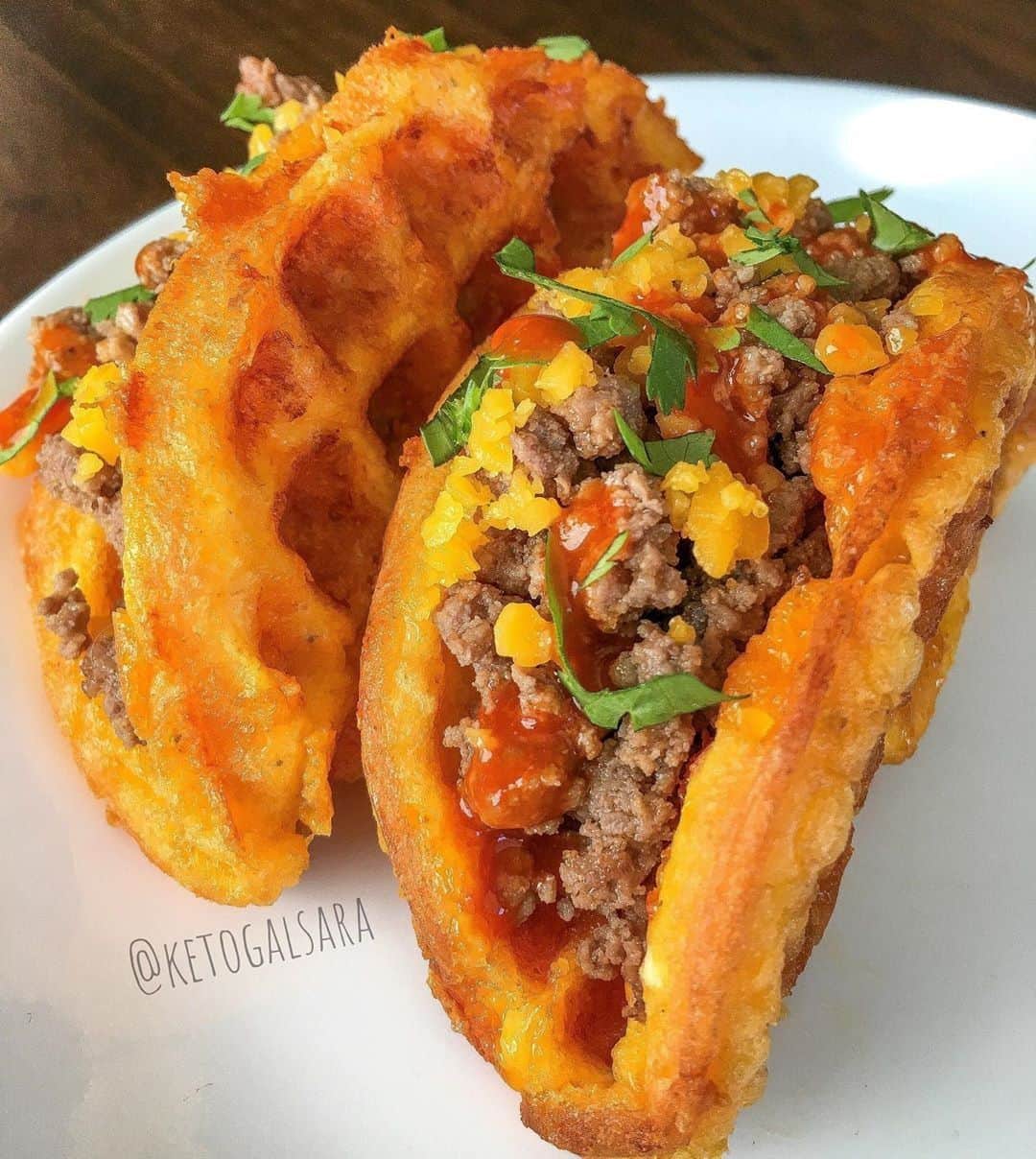 Flavorgod Seasoningsさんのインスタグラム写真 - (Flavorgod SeasoningsInstagram)「Keto Chalupa!⁠ .⁠ Made with:⁠ 👉 #flavorgod Taco Tuesday ⁠ -⁠ On Sale here ⬇️⁠ Click the link in the bio -> @flavorgod | www.flavorgod.com⁠ -⁠ ⁠ By @ketogalsara⁠ .⁠ IG has been buzzing with these cheese waffles and after I saw @rockon_keto_rn tacos the other day I knew it was time to finally make them. .⁠ .⁠ 🔹I did 2 eggs with 1 cup of crumbled cheese and @flavorgod Taco Tuesday seasoning. Mixed it all together and scooped 1/4 cup into my Dash mini waffle maker. (Made 4)⁠ 🔹Once cooked I immediately placed it in my wire taco rack so it could take the shape and it wouldn’t fall apart when I was eating it. .⁠ 🔹Filled the taco with ground beef that I also seasoned with Taco Tuesday from @flavorgod, some more cheese, cilantro and @cholulahotsauce .⁠ .⁠ Flavor God Seasonings are:⁠ 💥ZERO CALORIES PER SERVING⁠ 🔥0 SUGAR PER SERVING ⁠ 💥GLUTEN FREE⁠ 🔥KETO FRIENDLY⁠ 💥PALEO FRIENDLY⁠ -⁠ -⁠ #food #foodie #flavorgod #seasonings #glutenfree #mealprep  #keto #paleo #vegan #kosher #breakfast #lunch #dinner #yummy #delicious #foodporn ⁠ ⁠ ⁠ ⁠」7月13日 10時00分 - flavorgod