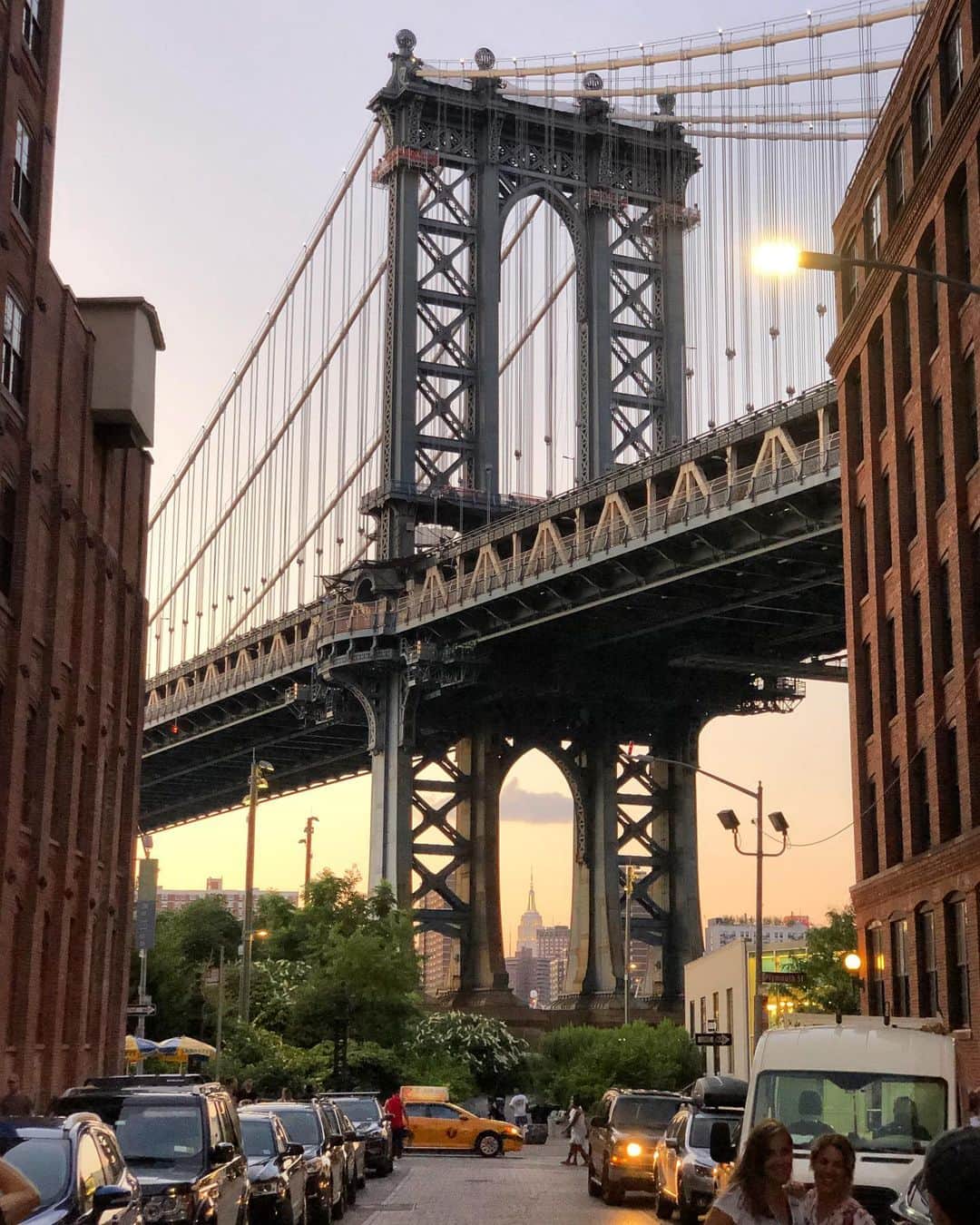 ジェームズ・ロシターのインスタグラム：「Good night New York. Big weekend coming up ⚡️」