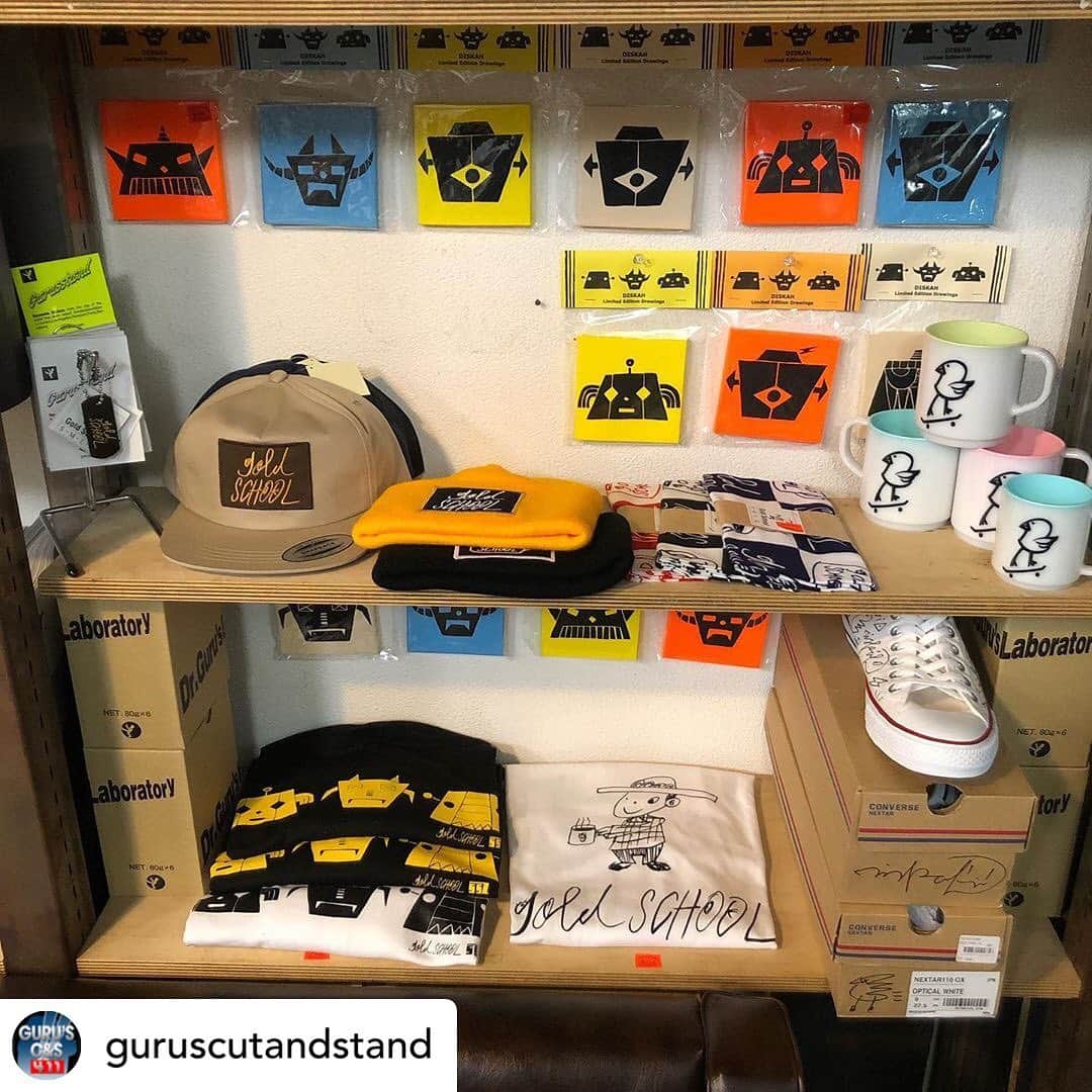 クーピーのインスタグラム：「Posted @withrepost • @guruscutandstand We are happy!  DISKAH × Gold school booth  7/12-21  @haksid  @goldschoolkawabe」
