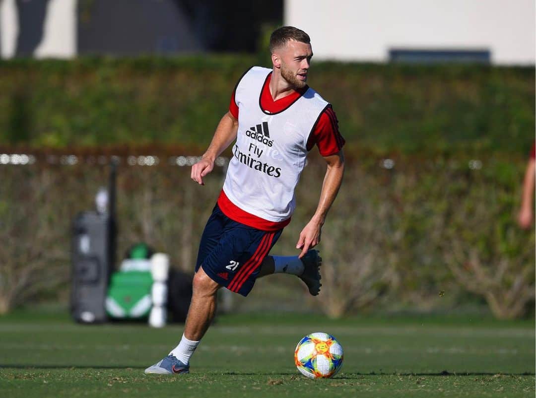 のインスタグラム：「Day 1 #arsenalinUSA ✅」