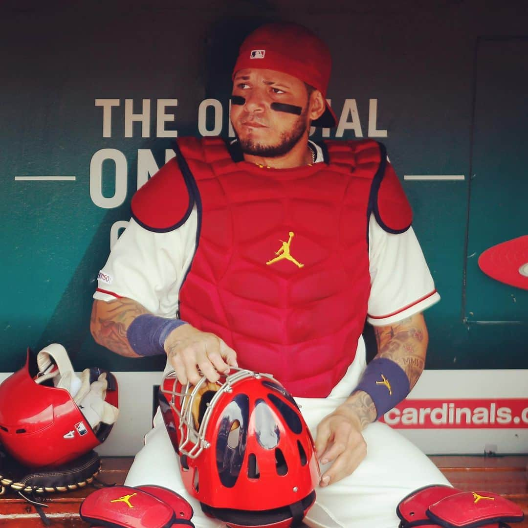 セントルイス・カージナルスさんのインスタグラム写真 - (セントルイス・カージナルスInstagram)「Join us in wishing a Happy 37th Birthday to #STLCards catcher, Yadier Molina!」7月13日 22時41分 - cardinals