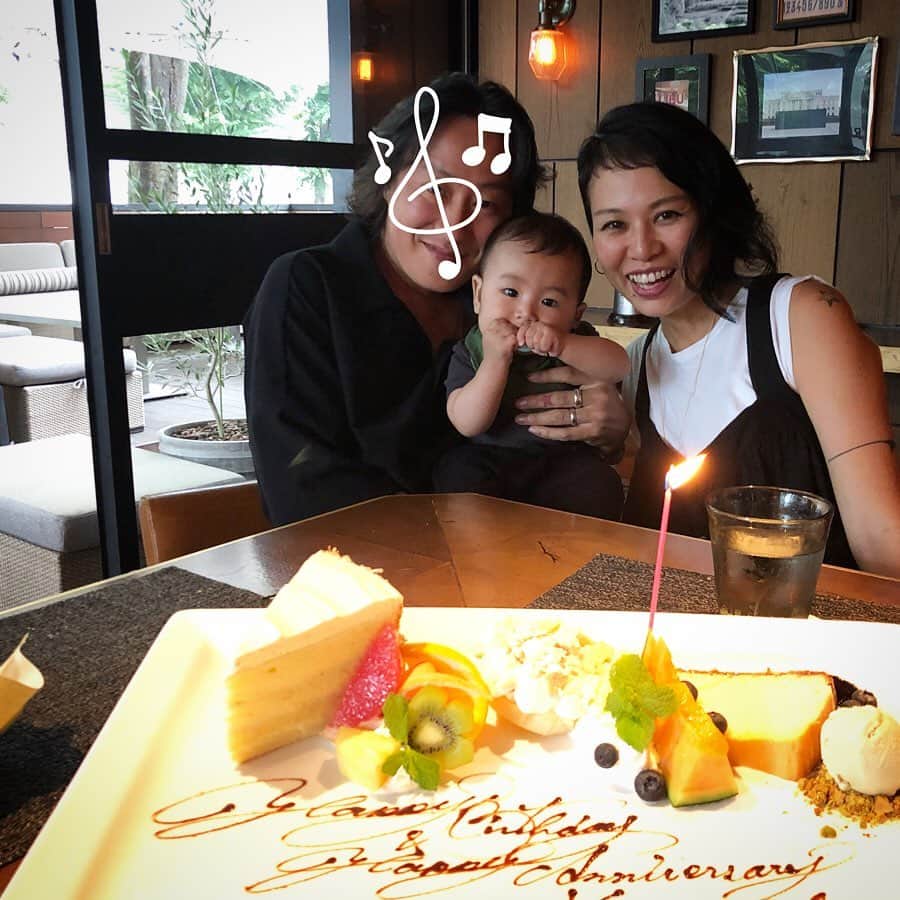 森本容子さんのインスタグラム写真 - (森本容子Instagram)「私事ですが42歳になりました。そんなわけで今日は #CRISTA で爆食い💛 【森本容子セレクト オンラインストア】http://ymdo.tokyo ※新作お知らせから発売開始時間までも【在庫切れ】と表示されておりますので注意ください。 ※商品のお問い合わせ、質問はオンラインストアへお願い致します。  @kariangofficial @ymdoshop @bankertokyo @yocomorimoto #bankertokyo #ymdoshop #kariang #banker #tokyo #denim #japanmade #カリアング#バンカートーキョー #バンカー東京#レディスウェア#今日のコーデ#カットソー#コーディネート#森本容子#キッズウエア #マタニティウエア #マタニティ#マタニティコーデ #がんばれ高齢出産 #fashion #yocomorimoto  #生後5ヶ月#生後6ヶ月 #離乳食 #生後7ヶ月」7月13日 21時18分 - yocomorimoto