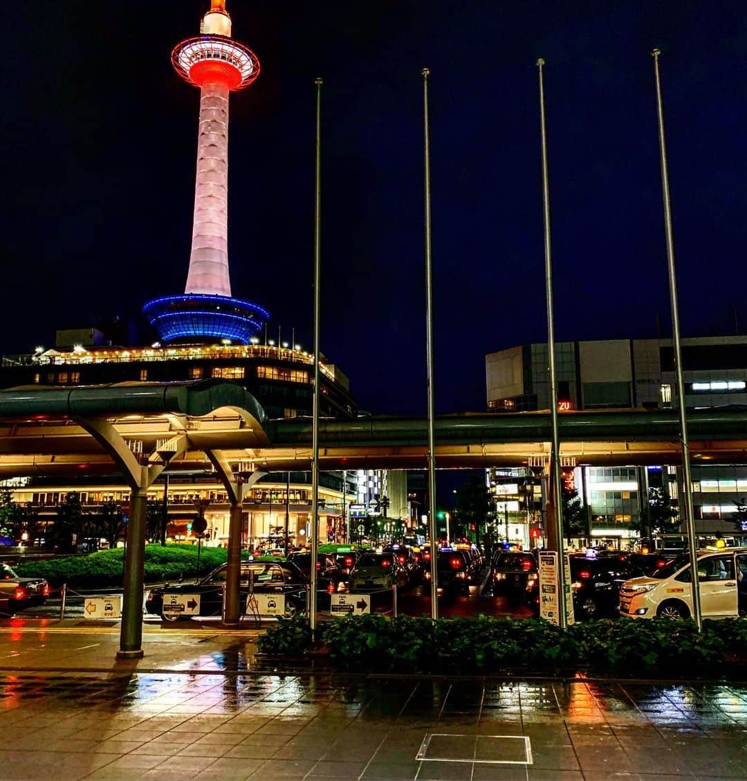 田中幸さんのインスタグラム写真 - (田中幸Instagram)「大親友と京都の夜🌉  #寿 #OLスノーボードチーム #20代青春時代」7月13日 21時45分 - sachitanaka