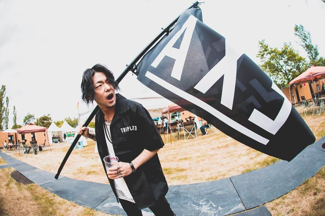 Katsuma さんのインスタグラム写真 - (Katsuma Instagram)「TRIPLE AXE TAKEOVER @JOINALIVE 🔥  初の試み、すでにやってよかった感やばい。 絶対見たほうがいいよ皆さん。 何よりやってる俺らが楽しすぎ！  photos by ①②③④ @yamada_mphoto  ⑤⑥⑦⑧ @kouhey0622  #TAT2019 #coldrain #sim #heysmith」7月13日 21時53分 - katsuma_drums