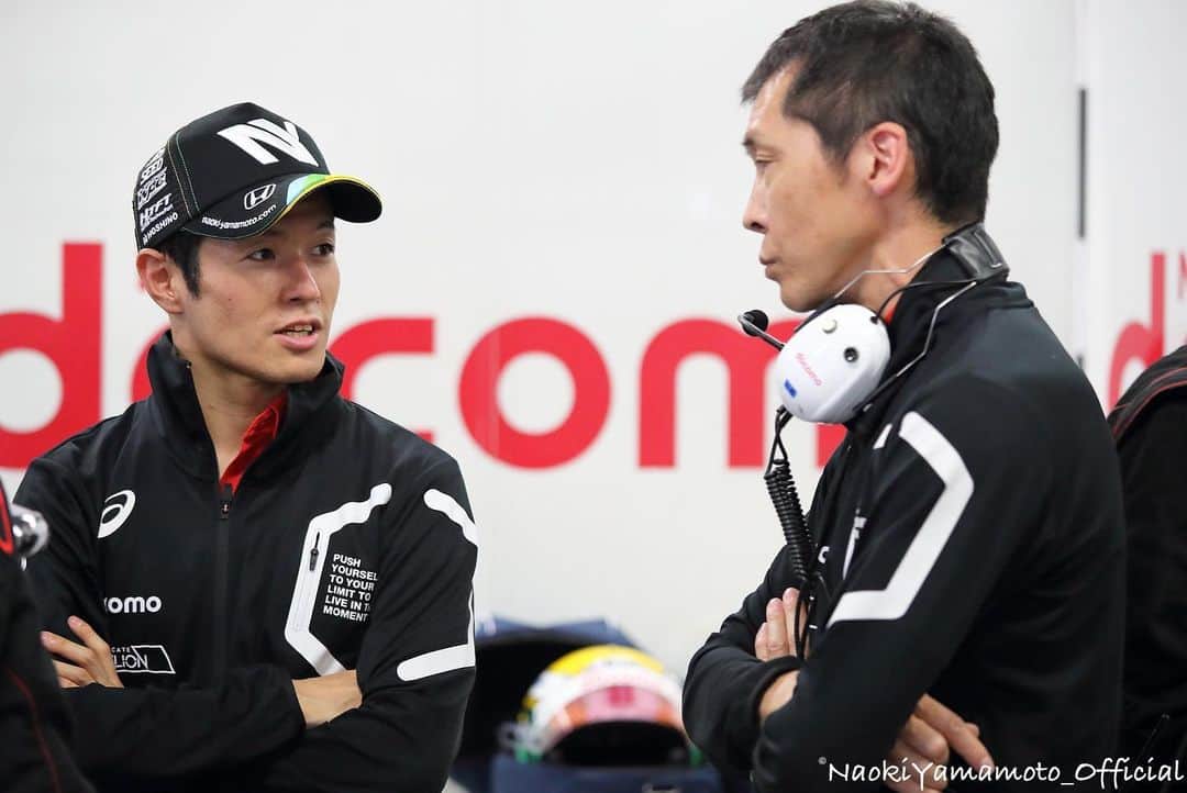山本尚貴のインスタグラム：「今日の予選は難しかった。。 明日も雨絡みになりそうですがウィークポイントを潰してタイトルのために思い切ったいいレースがしたいです！👍 Difficult in QF☂️I'll try to come back tomorrow from P9. . . . #sformula  #rd4 #fuji #QF #明日は追い上げのレース #ガンガン行きます👍」
