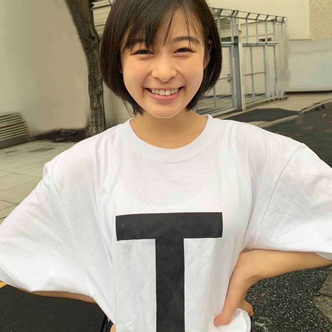 森七菜さんのインスタグラム写真 - (森七菜Instagram)「ＴＴ兄弟の仲間入り⁉️ #チョコレートプラネット さんにいただいた #本家！#本物！#お気に入り #このTシャツ着てお仕事へ #本日のTシャツ シリーズ #もりなな #森七菜」7月13日 21時49分 - morinana_official