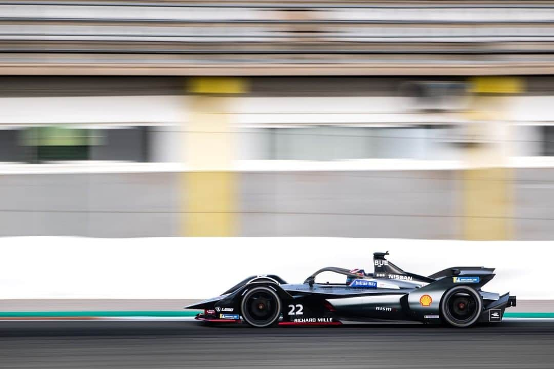 Nissanさんのインスタグラム写真 - (NissanInstagram)「About to take a bite out of the big apple. 🍎⚡ #NewYorkEPrix #NissanFormulaE #FormulaE」7月13日 22時00分 - nissan