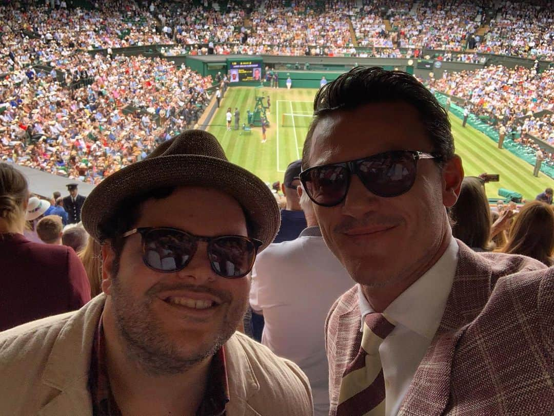 ジョシュ・ギャッドさんのインスタグラム写真 - (ジョシュ・ギャッドInstagram)「Le Duo at Le Wimbledon. @thereallukeevans and I at the Finals」7月13日 22時03分 - joshgad