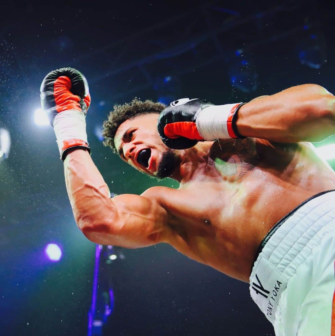 ルコックスポルティフさんのインスタグラム写真 - (ルコックスポルティフInstagram)「C’est le J-J, allez Tony ! 🥊 @tonyyoka vs A. Dimitrenko 🗓 13/07 🕖 20h45 📍 #Antibes  #LCSBoxe #Boxe #Sport @canalplus」7月13日 22時05分 - lecoqsportif