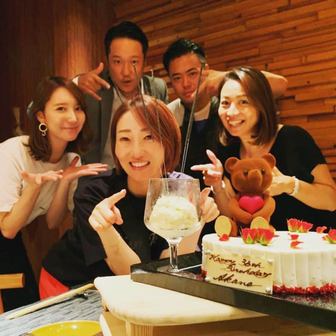 飯島茜さんのインスタグラム写真 - (飯島茜Instagram)「今日は、お誕生日会して頂きました😊💕 純子さんありがとう💕 みんなありがとう🎂😭😭😭」7月13日 22時06分 - akaneiijima711