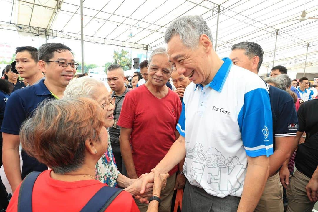 リー・シェンロンさんのインスタグラム写真 - (リー・シェンロンInstagram)「Joined residents at the Active Community Day at Ang Mo Kio CC for an energetic morning! Very glad to see our older residents making good use of the elderly-friendly facilities and programmes in the CC. Joined residents at the Active Community Day at Ang Mo Kio CC for an energetic morning! Very glad to see our older residents making good use of the elderly-friendly facilities and programmes in the CC. ⠀⠀⠀⠀⠀⠀⠀⠀⠀ ⠀⠀⠀⠀⠀⠀⠀⠀⠀ ⠀⠀⠀⠀⠀⠀⠀⠀⠀ Ang Mo Kio CC, together with the nearby Bishan-Ang Mo Kio park, is part of an ecosystem of services that encourages Singaporeans to be more active. It also the first CC in Singapore to have an ActiveSG gym, with an affordable membership fee of just $1.50 per entry for senior citizens. ⠀⠀⠀⠀⠀⠀⠀⠀⠀ ⠀⠀⠀⠀⠀⠀⠀⠀⠀ ⠀⠀⠀⠀⠀⠀⠀⠀⠀ ⠀⠀⠀⠀⠀⠀⠀⠀⠀ Ang Mo Kio is not the only town with many older residents – people all over Singapore are ageing too. By staying active, we can lead longer and healthier lives, spend more time with our loved ones, and continue contributing to our communities and Singapore. Let’s step out and get active! 🏃🏻‍♂️🏃🏾‍♀️ – LHL ⠀⠀⠀⠀⠀⠀⠀⠀⠀ ⠀⠀⠀⠀⠀⠀⠀⠀⠀ ⠀⠀⠀⠀⠀⠀⠀⠀⠀ ⠀ ⠀⠀⠀⠀⠀⠀⠀⠀⠀ (MCI Photos by Kenji Soon; except [4] Photo by me)」7月13日 22時07分 - leehsienloong