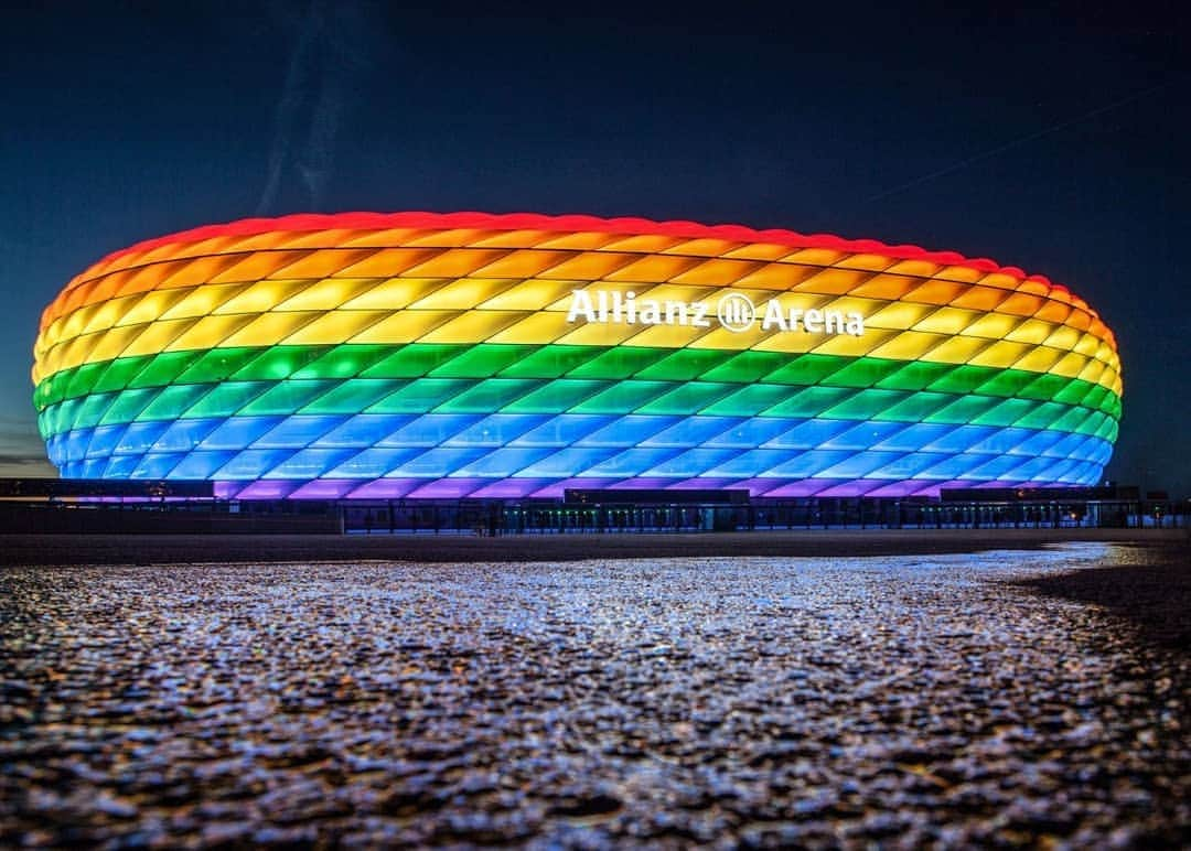 バイエルン・ミュンヘンさんのインスタグラム写真 - (バイエルン・ミュンヘンInstagram)「🏳‍🌈 #ChristopherStreetDay #CSD2019 #csdmunich ❤🧡💛💚💙💜」7月13日 22時09分 - fcbayern