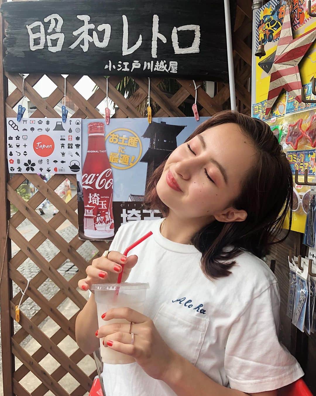 Julia Castroさんのインスタグラム写真 - (Julia CastroInstagram)「1日デート、あるところへ行ってきました❤️ 明日はスカイツリーで行われるAmazonのイベントに出演するので是非見に来てねー！ 詳しくはTwitterで✔️ * #summer #style #japan #japanese #culture #shouwa #retro #girl #photo #fashion #ootd #outfit #outfitoftheday #whiteshirt #tshirt #食べ歩き #デート #夏 #レトロ #昭和 #昭和レトロ #女子 #甘酒 #散歩 #服 #夏服 #ファッション #白t #白tコーデ #julifashion」7月13日 22時13分 - julia.c.0209