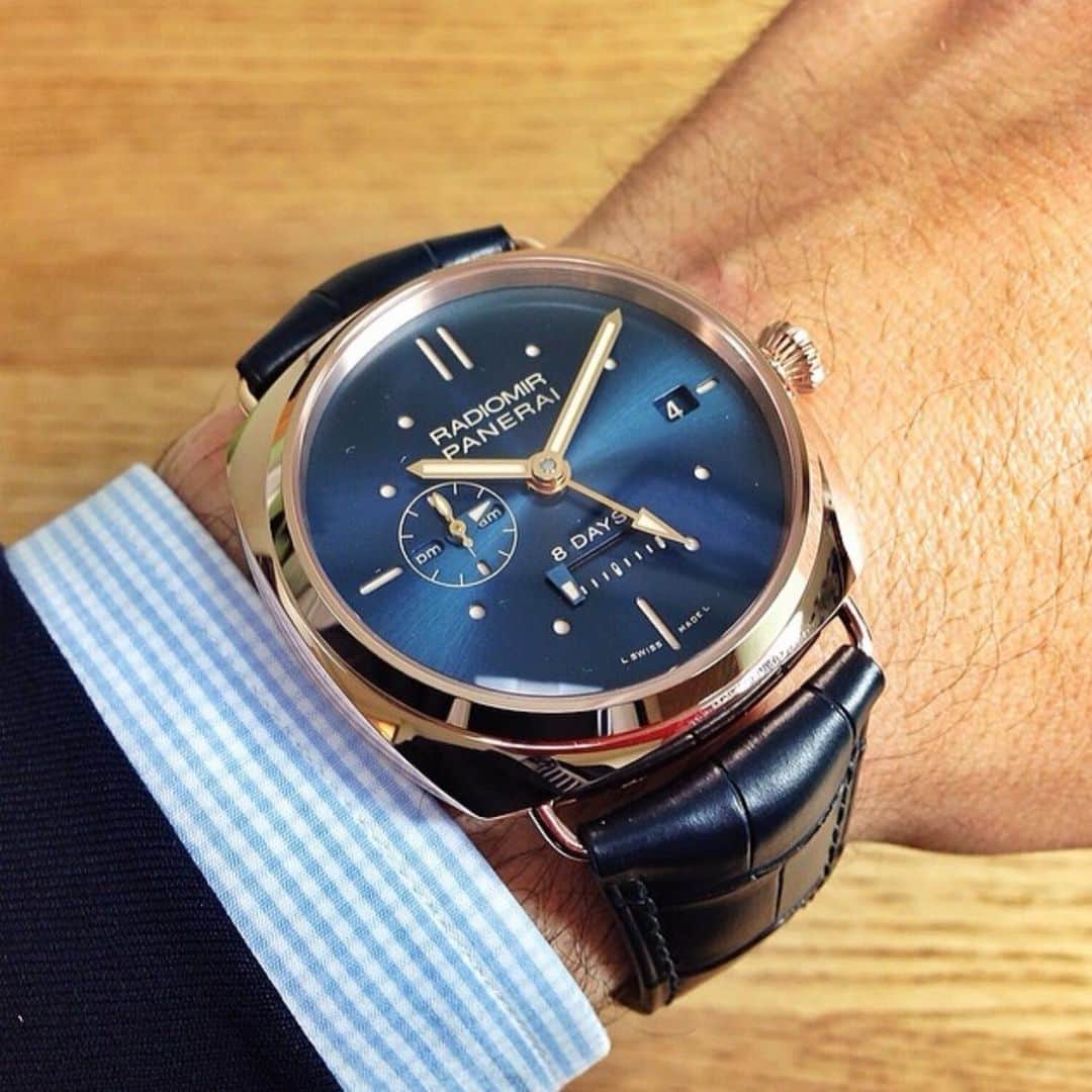 パネライのインスタグラム：「This #Panerai #PAM538 45mm Radiomir GMT with blue sunburst dial in red gold is such a stunning combination. Thoughts? Pic by @kiril_official #paneraicentral」