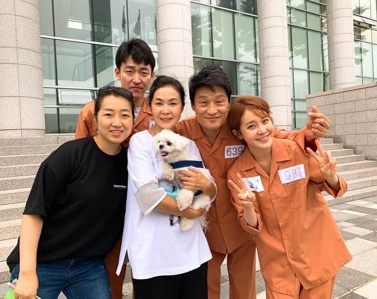 チョ・アンさんのインスタグラム写真 - (チョ・アンInstagram)「#용왕님보우하사 #참좋은사람들 #모두감사해요 #눈물나도록행복했습니다ㅠㅠ #감사합니다 #🙇🏻‍♀️ #❤️」7月13日 14時08分 - ja.b612