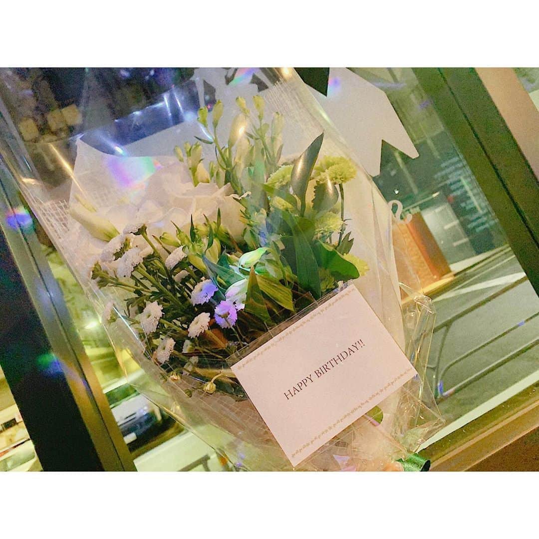 上野なつひのインスタグラム：「Thank you🎁🎂❤️ #歳を取るのも悪くない #変わりゆくものと変わらない大事なもの #713 #mybirthday」