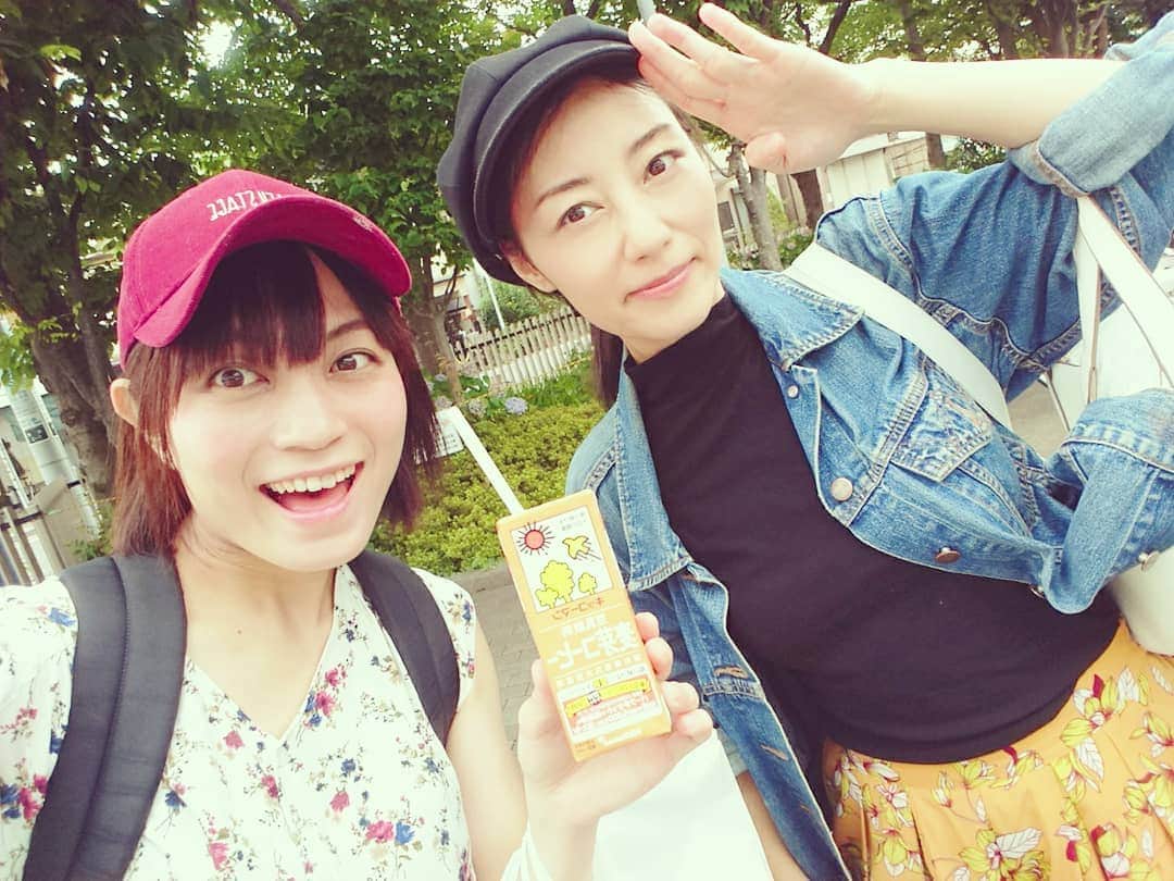 桜花さんのインスタグラム写真 - (桜花Instagram)「本日はコーヒーの豆乳を投入しました＼(^^)／🌷 夕方もナイスにゴーゴー🍀！ さっき、夏らしい場所にいってきまして、 これから謎解きです！🍀 いってきマウンテン🗻☀️ #豆乳  #コーヒー  #みほさん #豆乳を投入  #珈琲」7月13日 16時30分 - mountainohka
