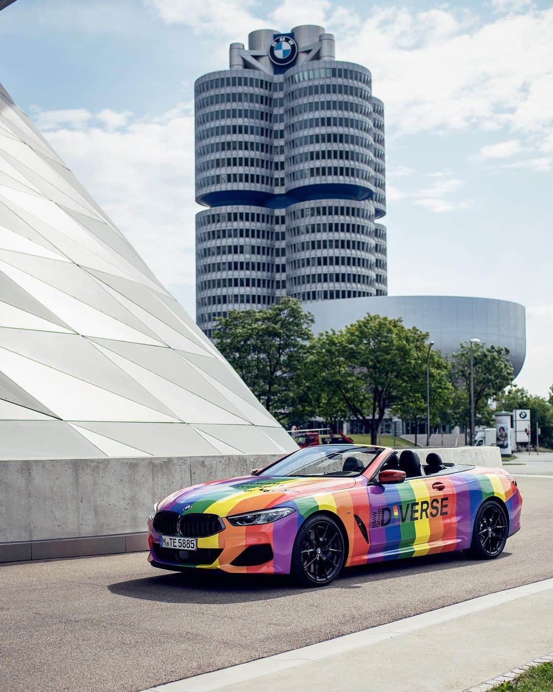 BMWさんのインスタグラム写真 - (BMWInstagram)「A colorful celebration of diversity.  The BMW i8 Roadster and BMW 8 Series Convertible are ready for the Munich #pride parade. #THEi8 #THE8 #BMW #8Series @BMWi #🌈 __ BMW i8 Roadster: Energy consumption in kWh/100 km (combined): 14.5. Fuel consumption in l/100 km (combined): 2.0. CO2 emissions in g/km (combined): 46. BMW M850i xDrive Convertible: Fuel consumption in l/100 km (combined): 10.2 - 10.0. CO2 emissions in g/km (combined): 231 - 228. The values of fuel consumptions, CO2 emissions and energy consumptions shown were determined according to the European Regulation (EC) 715/2007 in the version applicable at the time of type approval. The figures refer to a vehicle with basic configuration in Germany and the range shown considers optional equipment and the different size of wheels and tires available on the selected model. The values of the vehicles are already based on the new WLTP regulation and are translated back into NEDC-equivalent values in order to ensure the comparison between the vehicles. [With respect to these vehicles, for vehicle related taxes or other duties based (at least inter alia) on CO2-emissions the CO2 values may differ to the values stated here.] The CO2 efficiency specifications are determined according to Directive 1999/94/EC and the European Regulation in its current version applicable. The values shown are based on the fuel consumption, CO2 values and energy consumptions according to the NEDC cycle for the classification. For further information about the official fuel consumption and the specific CO2 emission of new passenger cars can be taken out of the „handbook of fuel consumption, the CO2 emission and power consumption of new passenger cars“, which is available at all selling points and at https://www.dat.de/angebote/verlagsprodukte/leitfaden-kraftstoffverbrauch.html.」7月13日 17時13分 - bmw