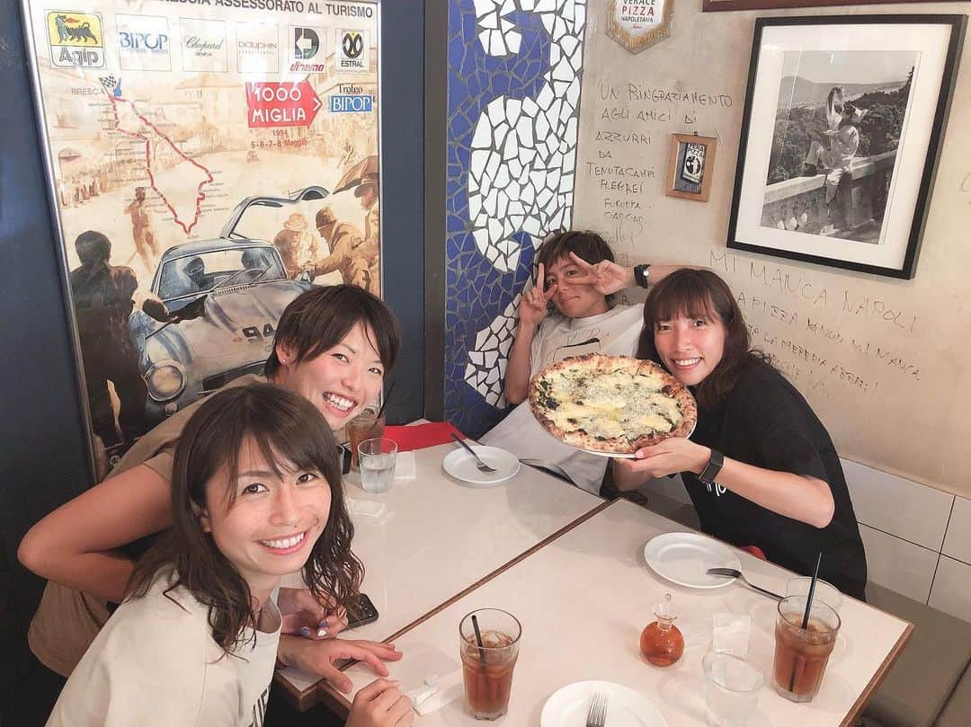 鮫島彩のインスタグラム：「紗希が神戸に遊びに来たよ〜🐻❤️ #神戸の美味しいご飯を #ひたすら食べて #帰って行ったよ #熊谷紗希 #中島依美 #岩渕真奈」