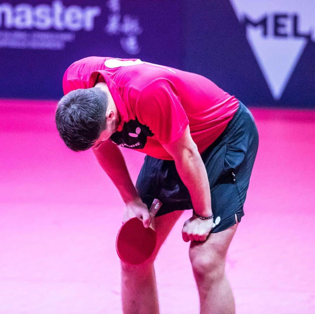 ITTF Worldさんのインスタグラム写真 - (ITTF WorldInstagram)「When you just can’t believe your eyes!! . 1-0 up 👉 1-3 (6-10) down 👉 4-3 win!!! 😱😱😱 Patrick Franziska is in the SEMI-FINAL‼️ INCREDIBLE. . #ITTFWorldTour #2019AussieOpen」7月13日 17時42分 - wtt