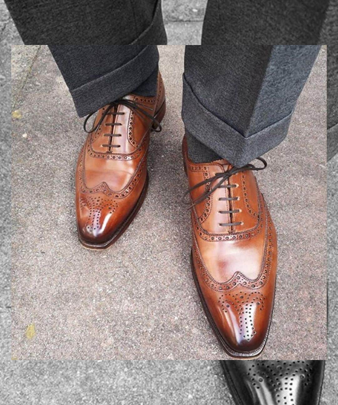 のインスタグラム：「Fairford in Tan Antique Calf – photo credit @fosta87 #crockettandjones #madetobeworn #customerimages」