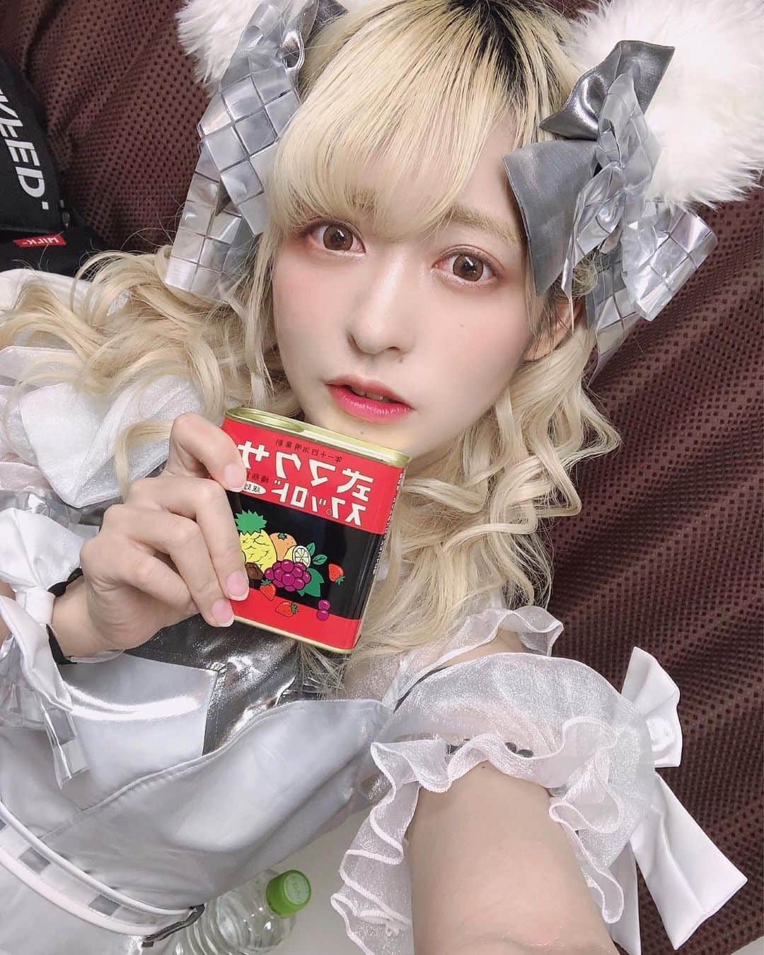 のインスタグラム：「わたしはこれで幸せになれる  #サクマ式ドロップス」