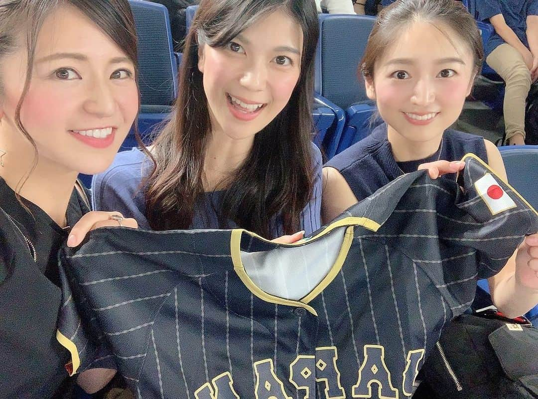 吉村優さんのインスタグラム写真 - (吉村優Instagram)「⚾︎ALL STAR GAME 2019⚾︎ * 終始はしゃぎまくりな観戦会♡ 愉快なみんなと観ると より楽しい〜🤣！！ * 昨日の先発は セリーグ カープの大瀬良投手 パリーグ ホークスの千賀投手 * ２回表に西武 森選手の２ランホームランで パリーグが先制〜〜✨ ６回には浅村選手山川選手の２者連続ホームラン！！ セリーグは、病気を克服された原口選手のホームラン🥺 もぉ見応えたっっっぷり 贅沢すぎるオールスター第１戦でした😍🥺😍 結果は ６-３でパリーグが勝ちましたねっ✨ 今日は第２戦☆ 明日のパドック🏇予習しながらテレビ観戦でーす🙋‍♀️ * #allstar #allstargame #baseball #homerun  #オールスター #オールスターゲーム #野球 #野球観戦 #愉快な仲間たち #アナウンサー #キャスター」7月13日 18時52分 - yuyoshimura87