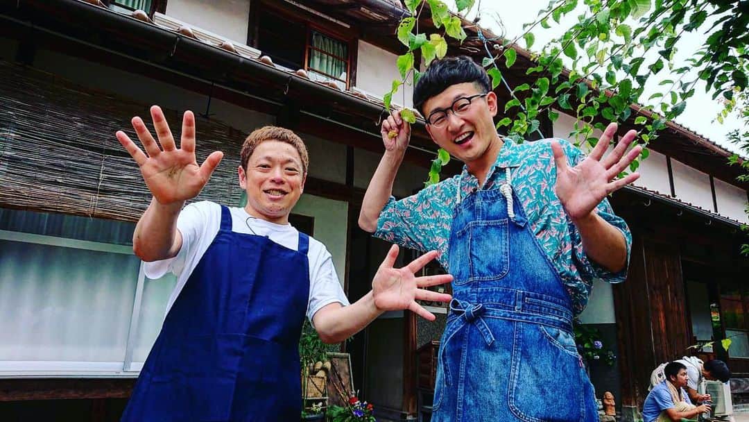 ネゴシックスのインスタグラム：「実家近辺で馬場さんコーナーロケに出させてもらいました #ヤッホー！ #産地直送クッキング #TSK #安来市 #ヤッホイ #山陰中央テレビ 8月3日（土）」