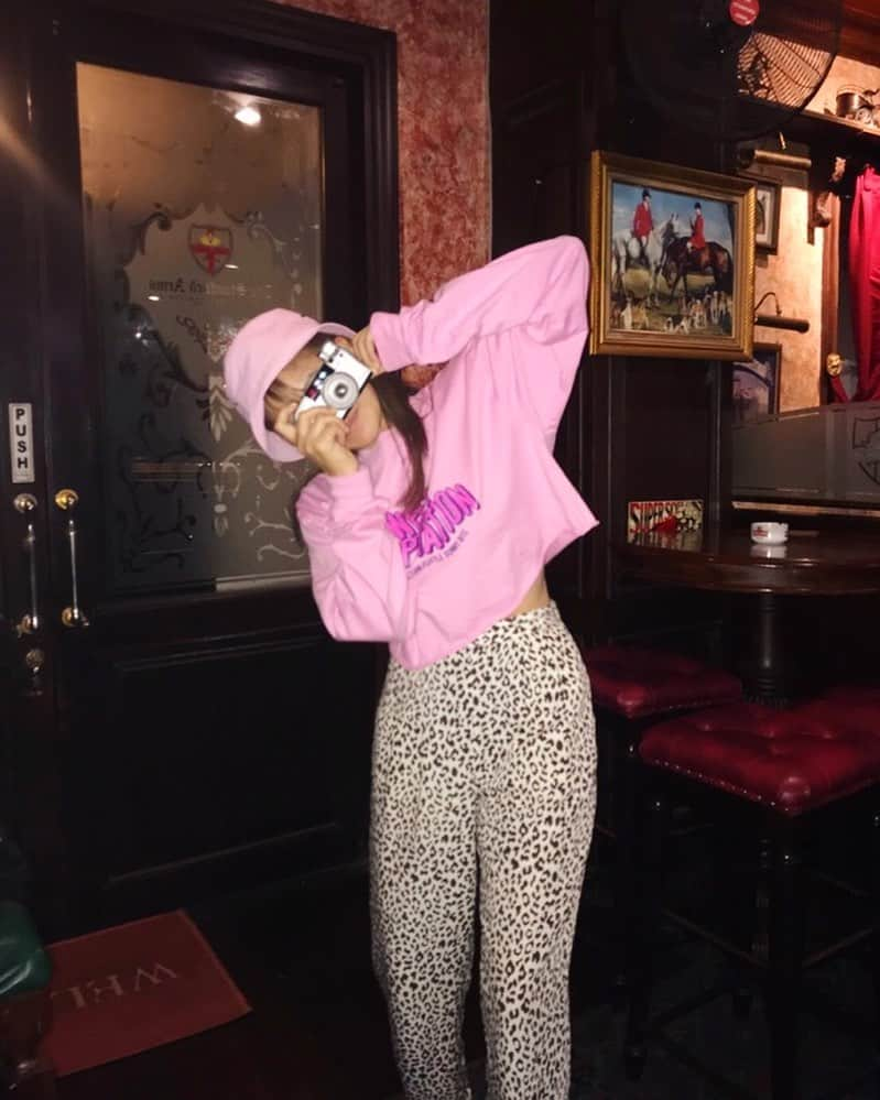 Little Sunny Biteさんのインスタグラム写真 - (Little Sunny BiteInstagram)「レオパードのパンツ ヘビーローテション🐅💗 あと @maidennoir.jp のハット 💟 tops は #littlesunnybite」7月13日 19時29分 - littlesunnybiteyoppy