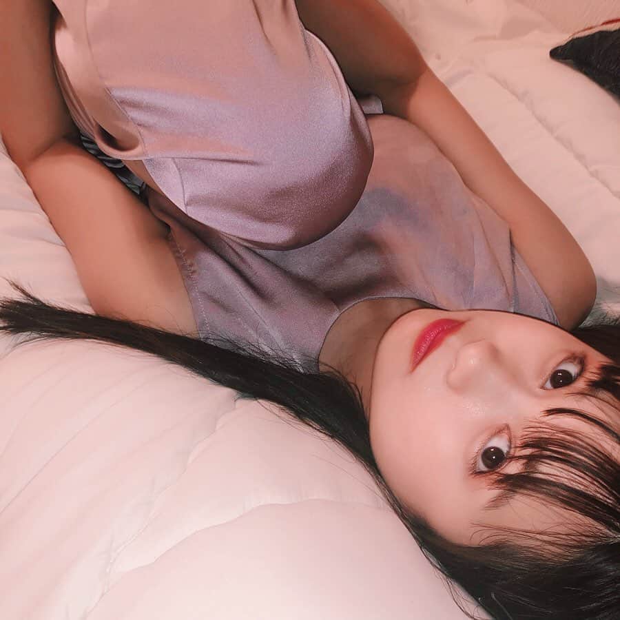 のインスタグラム：「メイクさんにメイクしてもらうと気分あがる。いつもと違う自分になれる👏」
