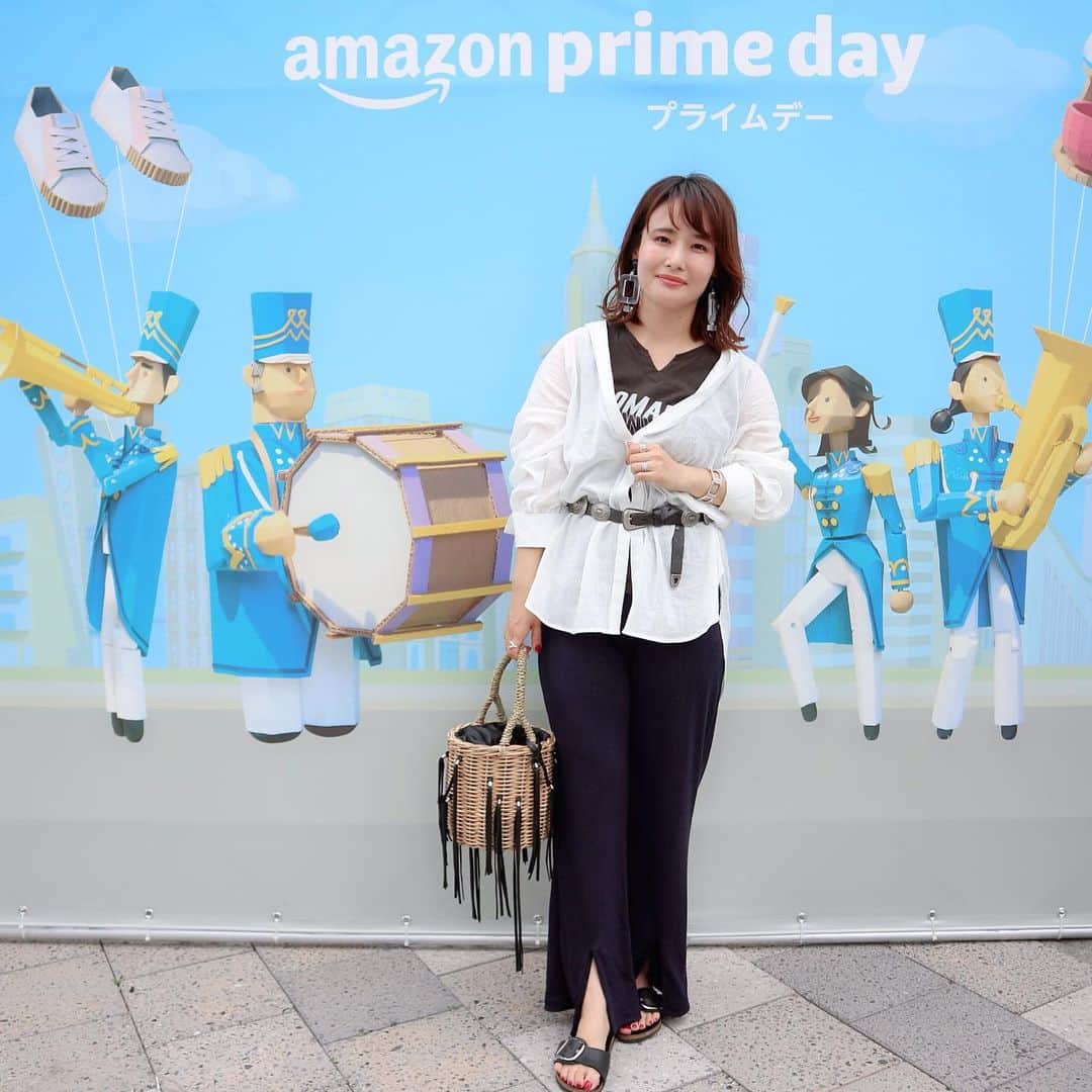 宮崎真梨子さんのインスタグラム写真 - (宮崎真梨子Instagram)「今日は、東京スカイツリータウンで行われている「Amazonプライムのある暮らし」体験イベントに行ってきました♡ ∵ 年に一度のプライム会員限定のビッグセール【Amazon Prime Day 2019】が7月15・16日に開催されるということで、ここでしか買えない限定商品や、目玉商品の数々、Amazonプライムのサービスを体験できるイベントでした。 ∵ Amazonフレッシュで購入できるバナナやアイスクリームのプレゼントがあり、アイスを試食させてもらいましたが、とっても美味しかった♡スマートスピーカー「Echoシリーズ」の体験が出来たり、子供向けプログラミング教室・プログラミング玩具のタッチ＆トライも出来て、親子で参加しても楽しい内容になってます♡個人的には、「Fire HD8 キッズモデル」が気になりました‼︎息子にはこういうものを使いこなせるようになって欲しい‼︎ ∵ 今年は過去最長の48時間にわたって、最高のお買い物体験やエンターテイメントを提供するそう‼︎ぜひぜひ、チェックしてみてください‼︎ ∵ ◆「プライムのある暮らし」体験イベント 開催期間:7月13日（土）～15日（月・祝） 東京、大阪、新潟の3都市で開催。 会場は東京が東京スカイツリータウン、大阪が湊町リバープレイス プラザ3、新潟が新潟万代シテイ。 ∵ ∵ #プライムデー #アマゾン #セール #Primeday #PR #東京スカイツリー #スカイツリータウン #アマゾンフレッシュ #ミヤマリ #ママ #男の子ママ #超未熟児ママ #超未ママ #三連休 #おでかけ #family #家族 #家族でおでかけ #ママコーデ #ママファッションプチプラ」7月13日 20時12分 - miyamari92