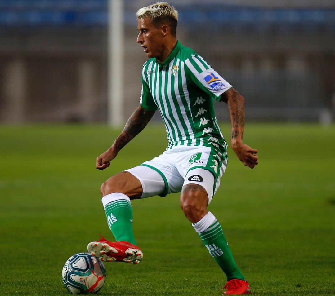 のインスタグラム：「Seguimos con la preparación, coger ritmo y acumular minutos a las piernas! Esto no para...Vamos mi BETIS💚😀 #pretemporada 📸@fernandoruso」