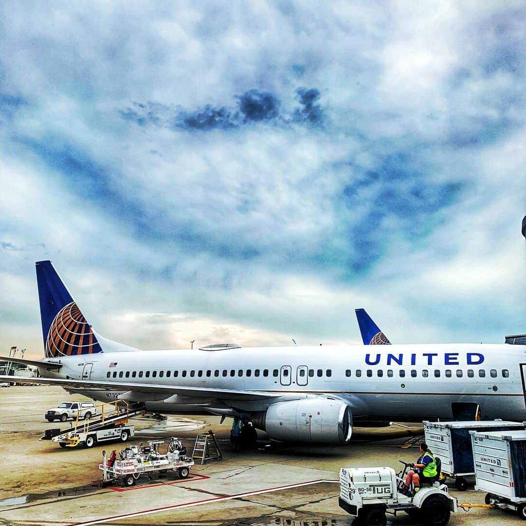 のインスタグラム：「*⋆✈ #Cleveland *⋆✈ #Chicago ・ #UnitedAirlines」