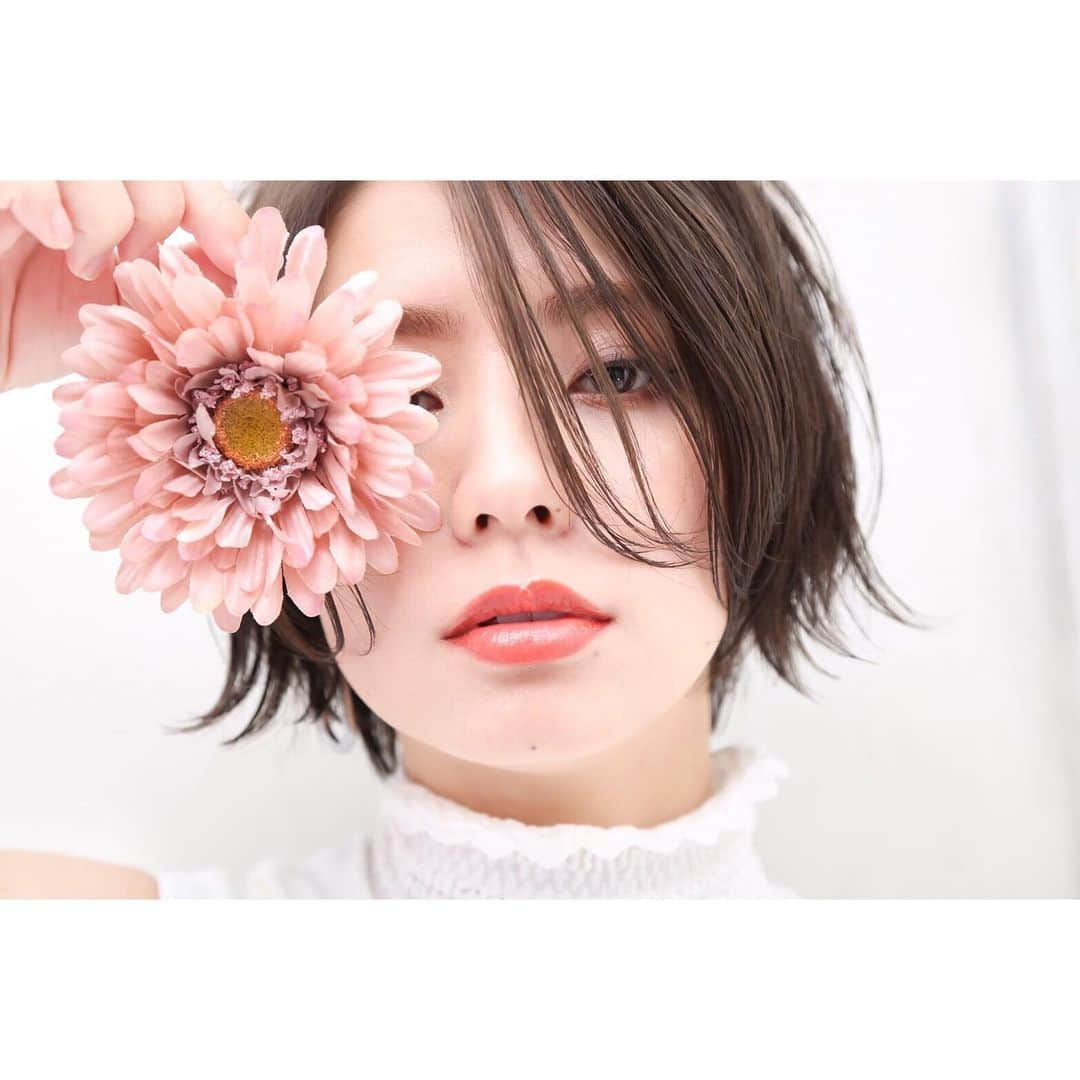 筒井愛実さんのインスタグラム写真 - (筒井愛実Instagram)「． @h_miyauchi 🛴 お花おばさん🌸 ． #breathbeauu #三ノ宮 #神戸 #美容室 #ヘアサロン」7月14日 7時40分 - manamin_158cm