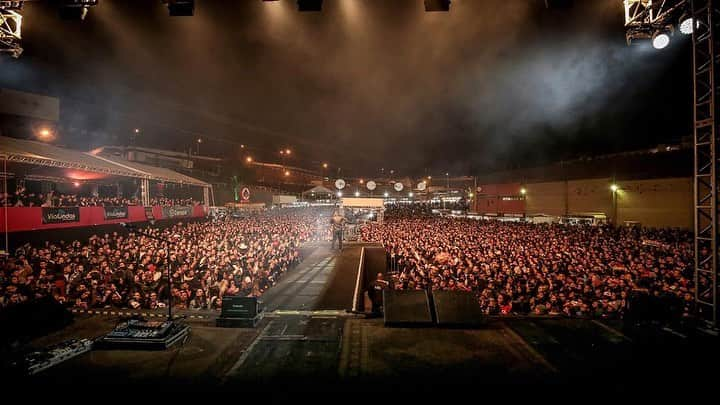 Jorge & Mateusさんのインスタグラム写真 - (Jorge & MateusInstagram)「Nossa noite em Santa Bárbara foi de arrepiar. Obrigado, turma! 🙏🏻👏 Logo voltaremos para mais um encontro!」7月13日 23時09分 - jorgeemateus