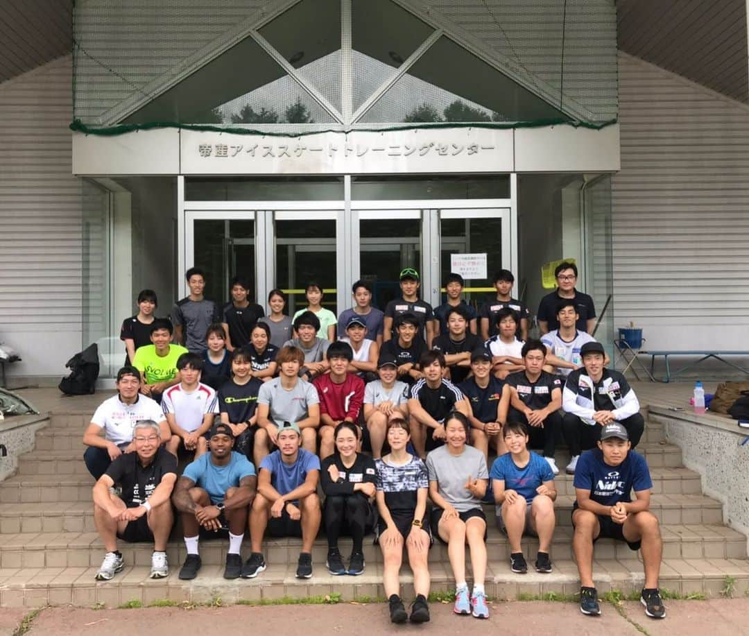 菊池純礼のインスタグラム：「DONE THE TRAINING CAMP🏋️‍♀️ Thanx to SS team that has training with us.  #whatateam #skaters #speedskating #shorttrack #befaster #bestronger  #なぜか #私 #あほ面 #タグ付け #必死  #足りてなかったら #ごめんなさい  #進化し続ける #変化を楽しむ」