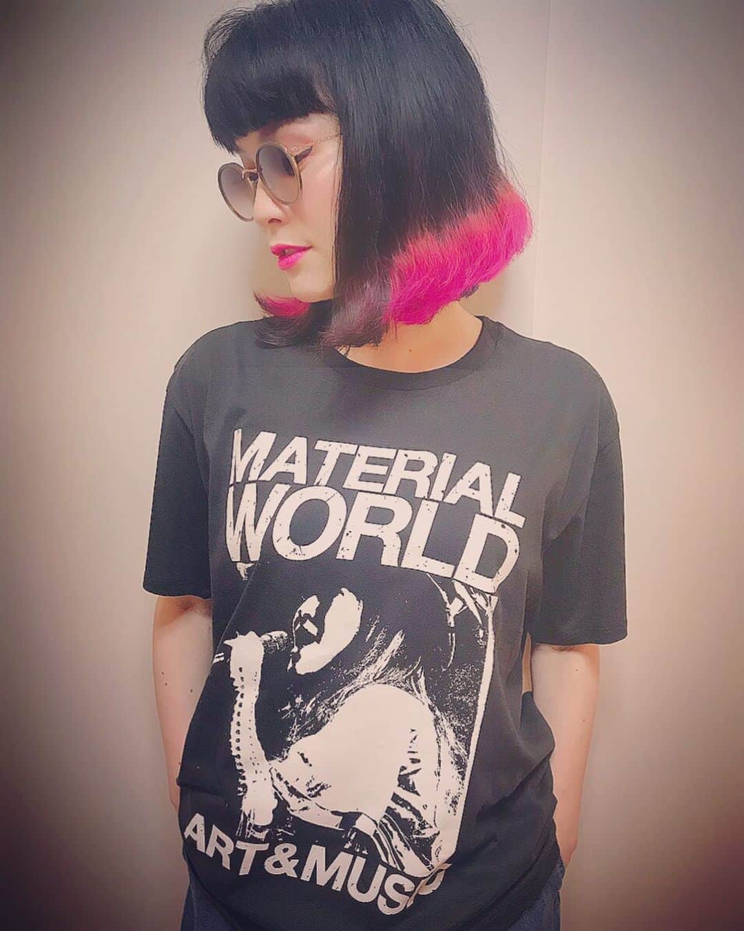 石川智晶さんのインスタグラム写真 - (石川智晶Instagram)「7/21（日）石川智晶 ART&MUSIC 「まるでクラプトンのアルペジオ」 LIVEで今回は2種類のTシャツを販売予定。 こちらはブラック。 #石川智晶」7月13日 23時26分 - ishikawachiaki