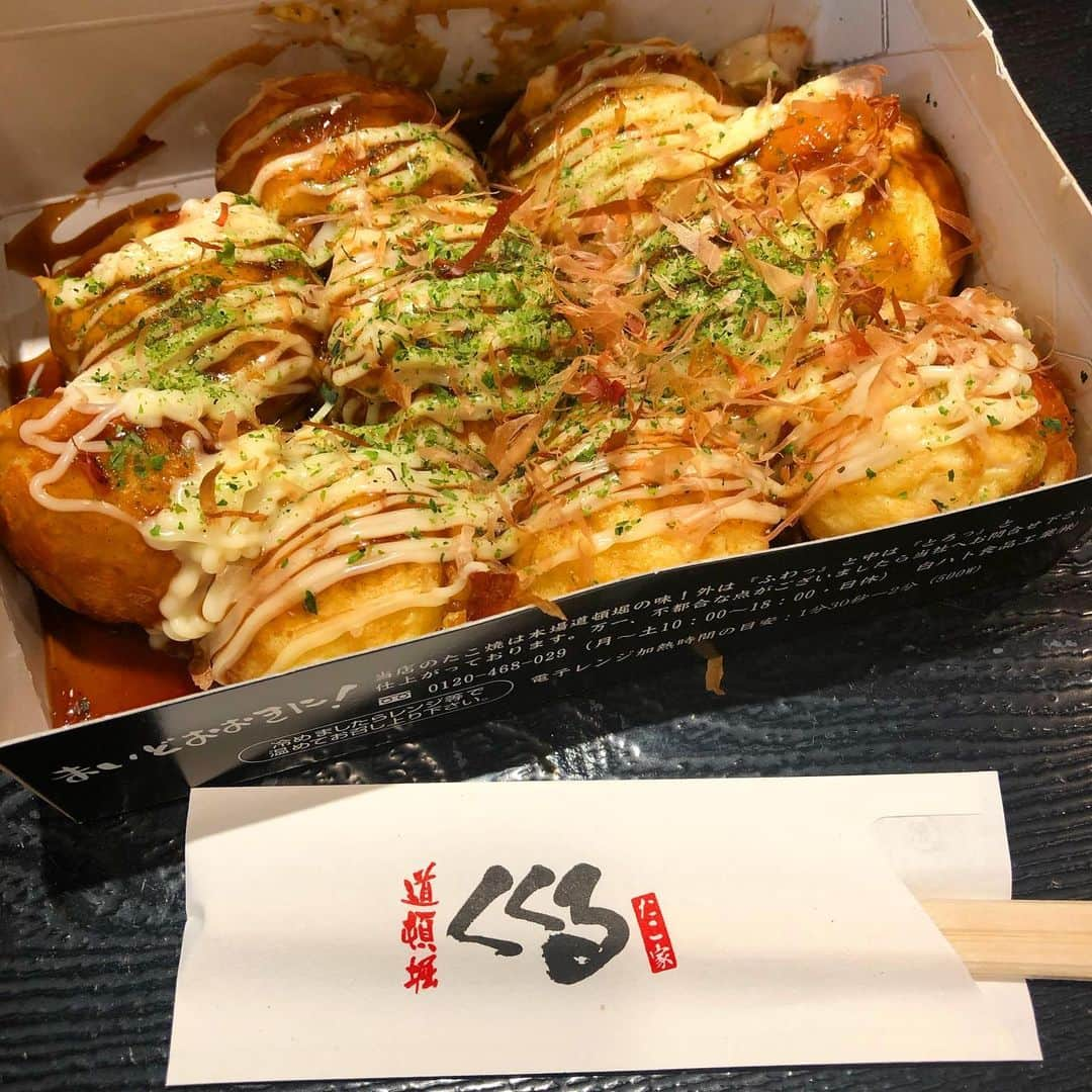 田中美里さんのインスタグラム写真 - (田中美里Instagram)「夕方、新大阪の駅で「くくる」食べてから新幹線に乗ったよ。 トンボ帰り。 大阪、ゆっくり満喫したいなぁ。  明日はドラマ撮影。 寝まーす！  #たこ焼き #くくる #トロトロ #美味しい #さよなら大阪」7月13日 23時38分 - misatotanaka77