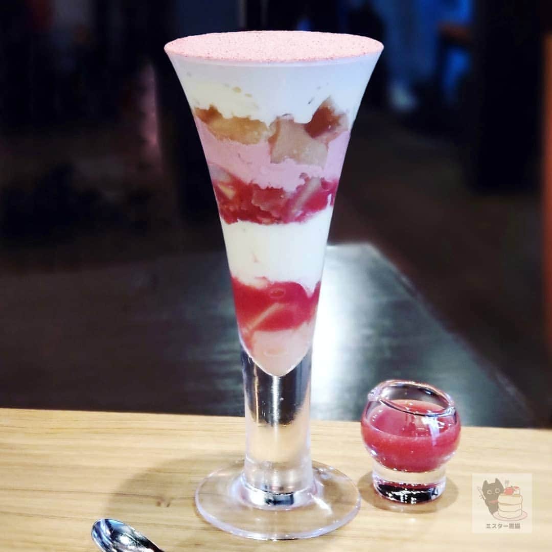 ミスター黒猫（黒猫仙人）のグルメインスタ