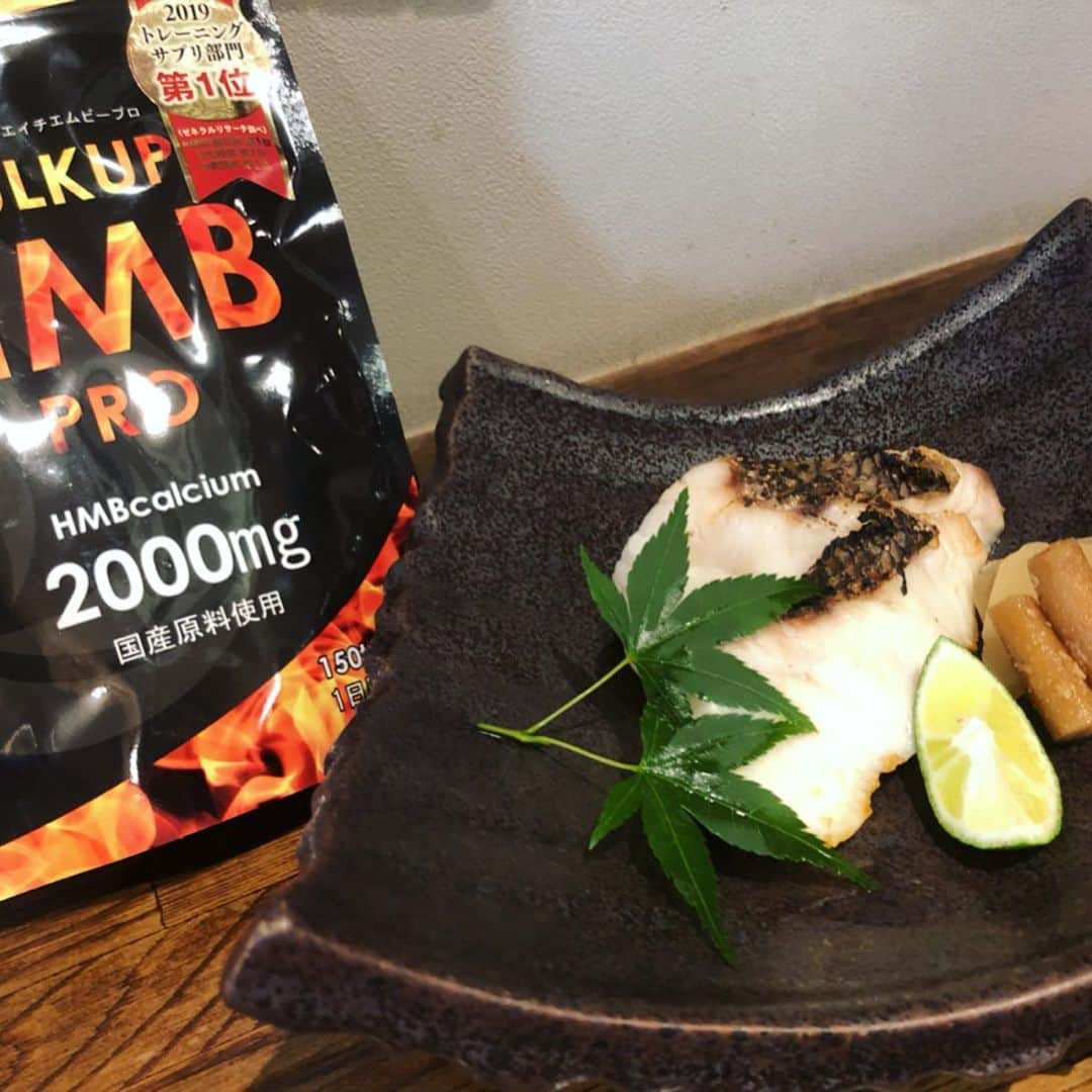 世手子さんのインスタグラム写真 - (世手子Instagram)「KOKORI bar where you can enjoy healthy food and Japanese sake❤⃛ヾ(๑❛ ▿ ◠๑ ) Excellent food with good protein(*^_^*) Thanks everyone(*๓´╰╯`๓)♡ Nice comments great(ˊo̶̶̷ᴗo̶̶̷`) https://item.woomy.me/c/47224 #和味和酒kokori に行ってきました♫ヽ(゜∇゜ヽ)♪ 豊富な日本酒が素晴らしいお店っっ さらに良質なタンパク質に包まれて激うまっの素晴らしい料理でしたっ お通しも完璧に美味しかったっっ 鶏つみれに高野豆腐、お吸い物まで˙˚ʚ⸜(* ॑ ॑* )⸝ɞ˚˙ 生麩となすの大根おろし添え も外せない逸品つっ #名物 湯葉ピザ は絶対に食べて欲しいっっ	 #京生麩田楽 も最高に美味しかったー！！ スワイプしてみてねー 美味しいもの食べてHAPPYに☆°｡⋆⸜(* ॑꒳ ॑* )⸝ そして最近はどこにでも #バルクアップHMB @bonds.onlineshop 持ち歩いてます( *˘ ³˘)♡♡♡ #HMB の効果は筋肉の成長促進や減少の抑制してくれて筋肉の回復力促進や栄養補給を促進してくれる成分たっぷりなんです(っ'-')╮=͟͟͞♡ カルシウムもバッチリっっ 最高免疫力落ちてるのでサプリの飲みやすいタイプのHMBは助かるっっ ヘルシーな居酒屋で 良質なタンパク質で筋肉もバッチリだー！ 健康への幸せな気分っっ 明日も頑張るぞーっっ #PR Casting by @woomy.restaurant」7月14日 0時34分 - rojide