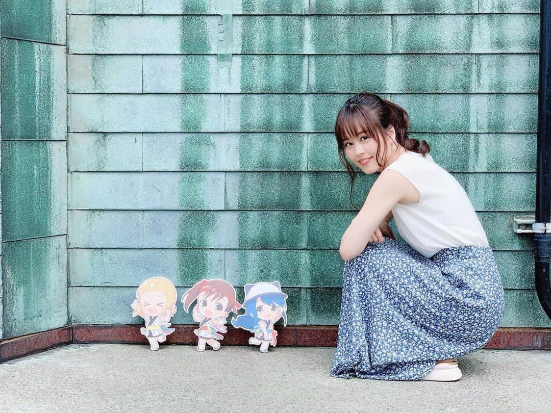 日岡なつみのインスタグラム：「じ〜〜〜〜」