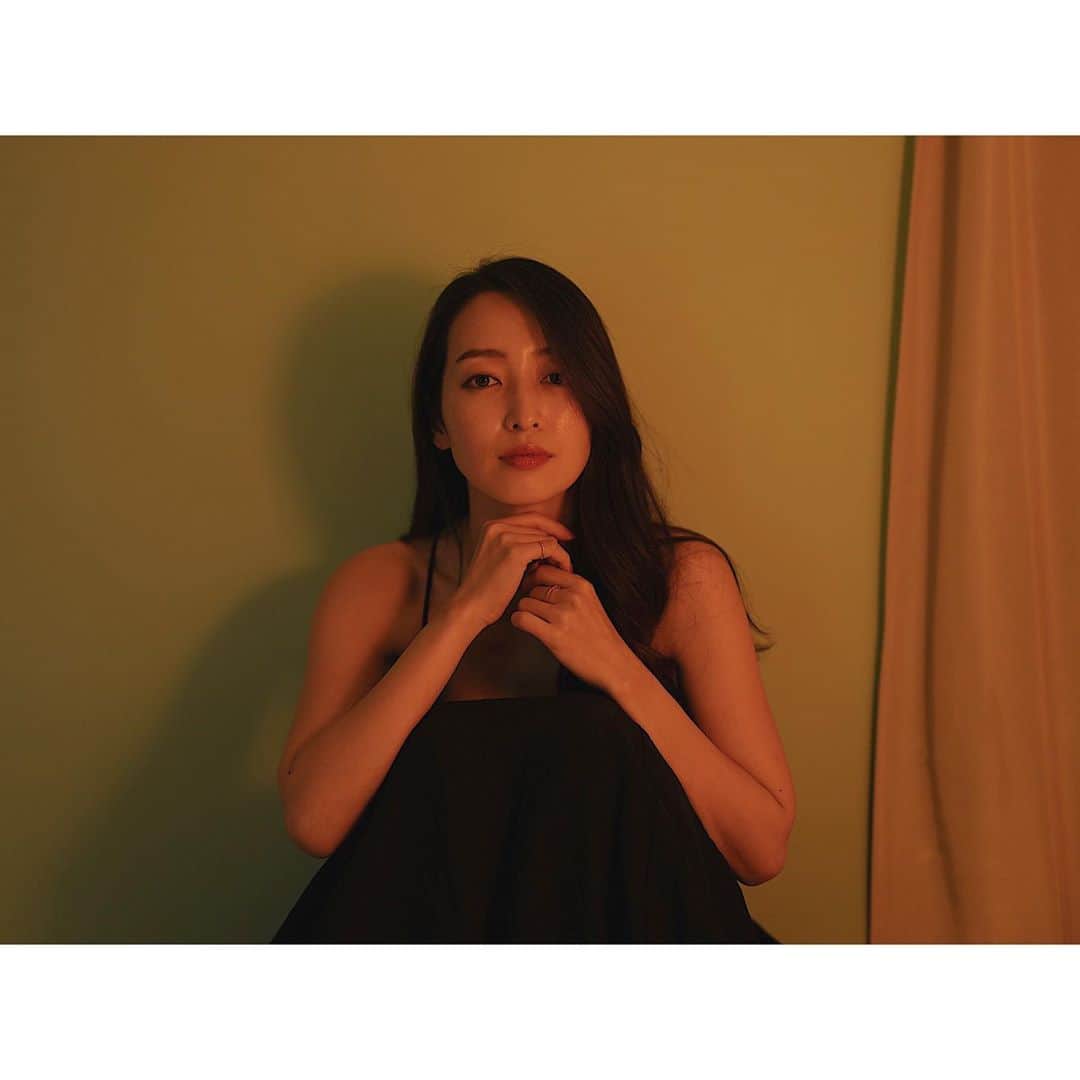 上野なつひのインスタグラム：「お祝いのメッセージありがとうございますっ♡ 沢山の「おめでとう」に沢山の「ありがとう」で溢れる幸せは日 色んな未来を想像して、私らしく、自分を信じて、言霊を信じてハッピーを人に与えられる34歳を目標に◟̆◞̆ #沢山感謝 #幸せな713 #大好きに囲まれてる #とにかく変化の歳よ  #断捨離したら新しく得るから #1日1個ポイ  #おやすみなさい」