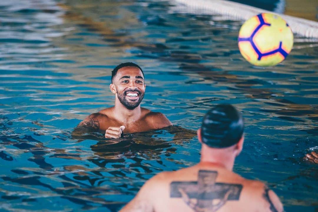 カラム・ウィルソンのインスタグラム：「🤽🏾‍♂️💦」