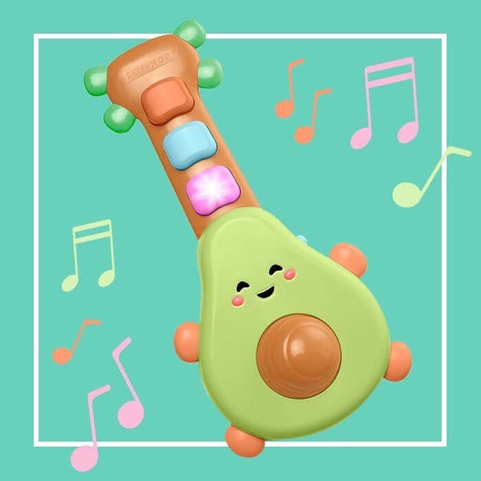 Skip Hopさんのインスタグラム写真 - (Skip HopInstagram)「Mini maestros, let's make some music! A toy with tunes, inspire mini musicians with our Farmstand Rock-A-Mole Guitar. #SkipHop #MustHavesMadeBetter」7月14日 1時43分 - skiphop