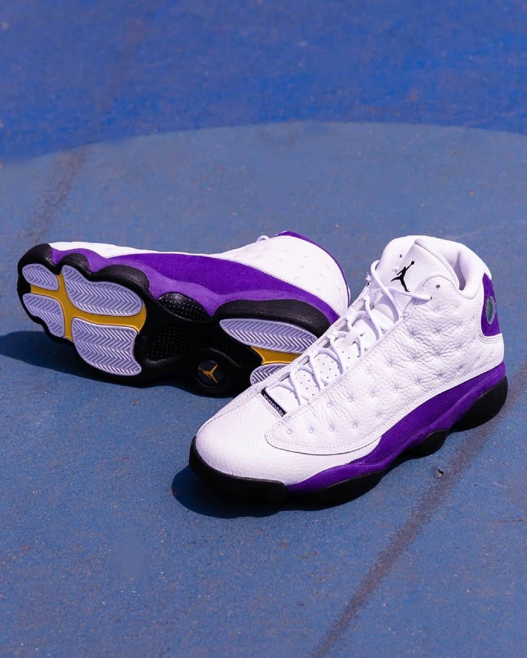 Foot Lockerさんのインスタグラム写真 - (Foot LockerInstagram)「The Lake Show. #Jordan Retro 13 'Lakers' Launching 7/19, In-Store and Online Men's and Kids」7月14日 3時34分 - footlocker