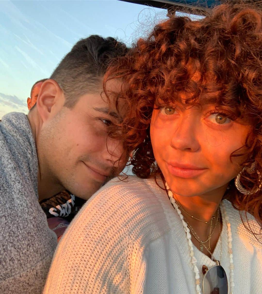 サラ・ハイランドさんのインスタグラム写真 - (サラ・ハイランドInstagram)「✨Sunrise boat rides✨」7月14日 3時38分 - sarahhyland