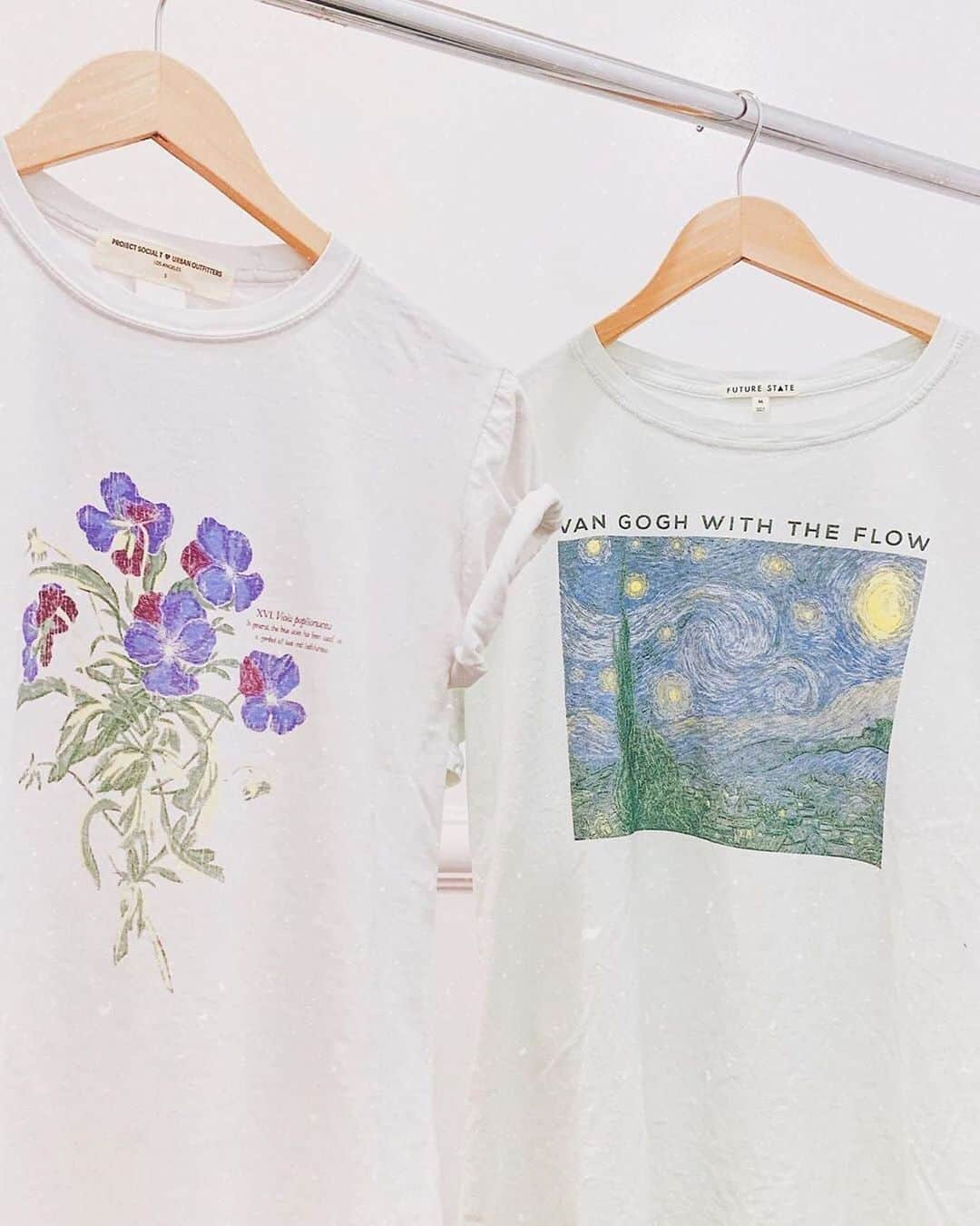 Urban Outfittersさんのインスタグラム写真 - (Urban OutfittersInstagram)「Left or right? #UOonYou @UOSeattle」7月14日 4時03分 - urbanoutfitters