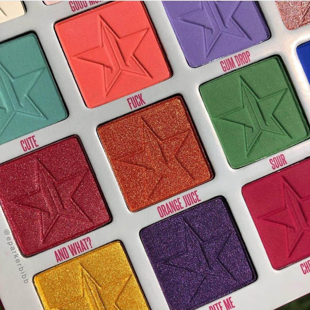 Jeffree Star Cosmeticsさんのインスタグラム写真 - (Jeffree Star CosmeticsInstagram)「Wanna try something new? 😇 Use eyeshadow shade #Fuck as blush and it will change your life 🍑 #jeffreestarcosmetics #jawbreakerpalette photo by: @eparkerbibb」7月14日 4時18分 - jeffreestarcosmetics