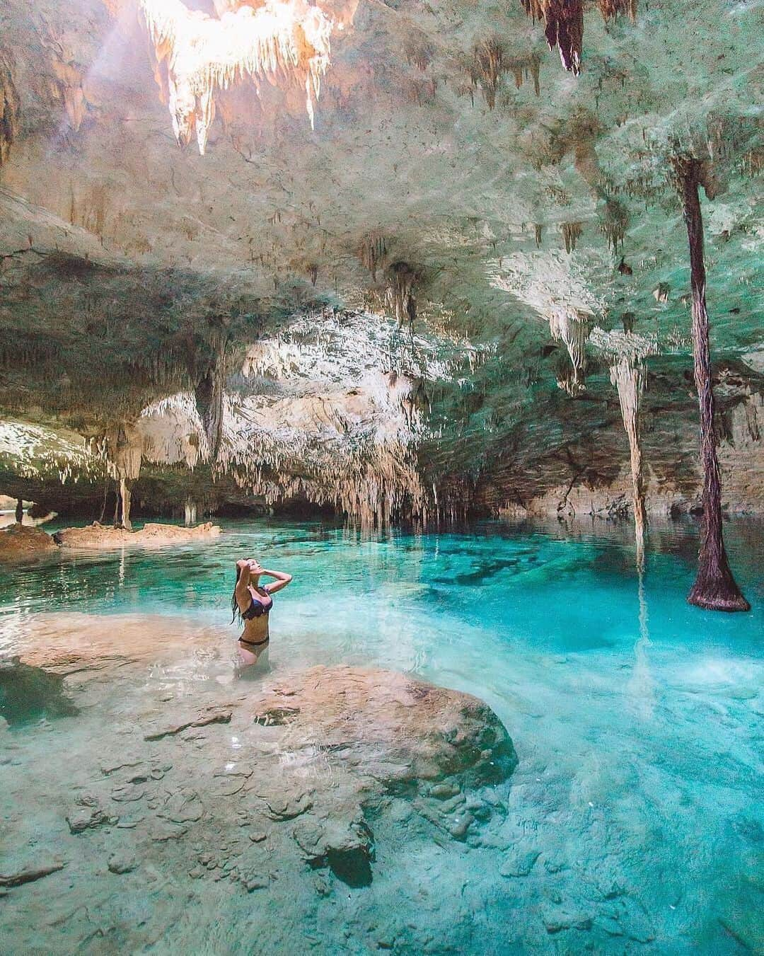 Earth Picsさんのインスタグラム写真 - (Earth PicsInstagram)「Cenote Tak Be Ha, Tulum, Mexico by @funlifecrisis」7月14日 4時55分 - earthpix